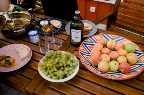 L'art de vivre méditerranéen : manger dehors au rythme du Sud