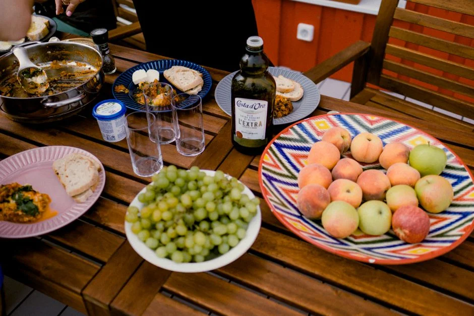 L'art de vivre méditerranéen : manger dehors au rythme du Sud